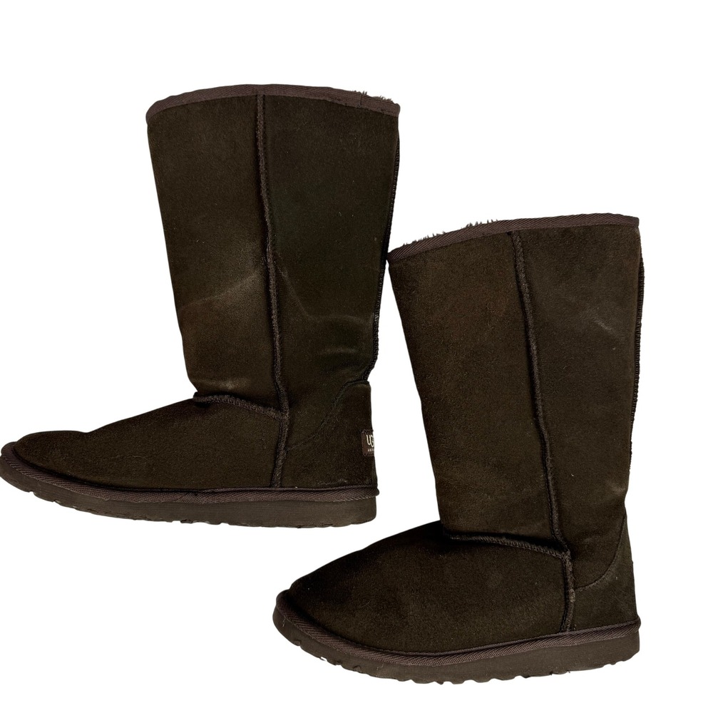 UGG Australia Classic Tall Winter Womens Boots Chocolate Brown Sheepskin Leather
